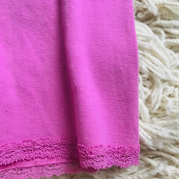 BRANDY MELVILLE LACED ASHLYN TOP - Picture 3 of 4